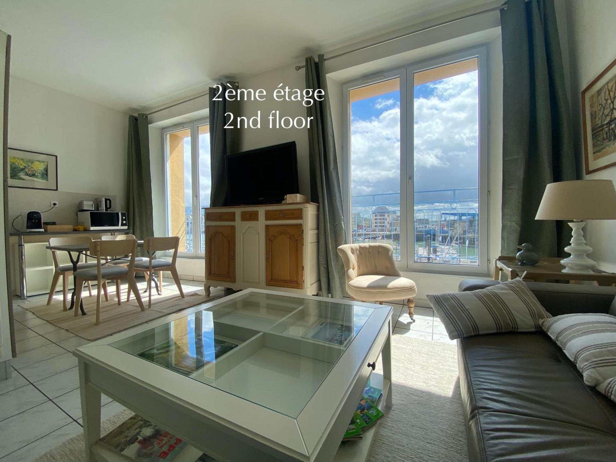 דייפ Etablissement 3 Etoiles Avec Ascenseur, 3 Appartements Lumineux Vue Port Avec Balcon, 200M De La Mer, Wifi Fibre, Tous Service Inclus מראה חיצוני תמונה